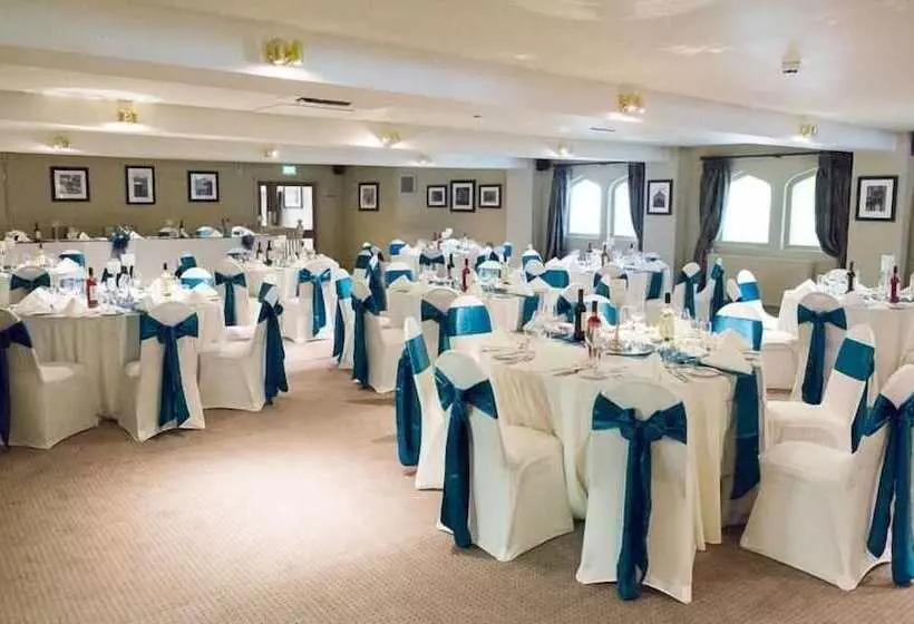 Hotel Ryde Castle By Greene King Inns