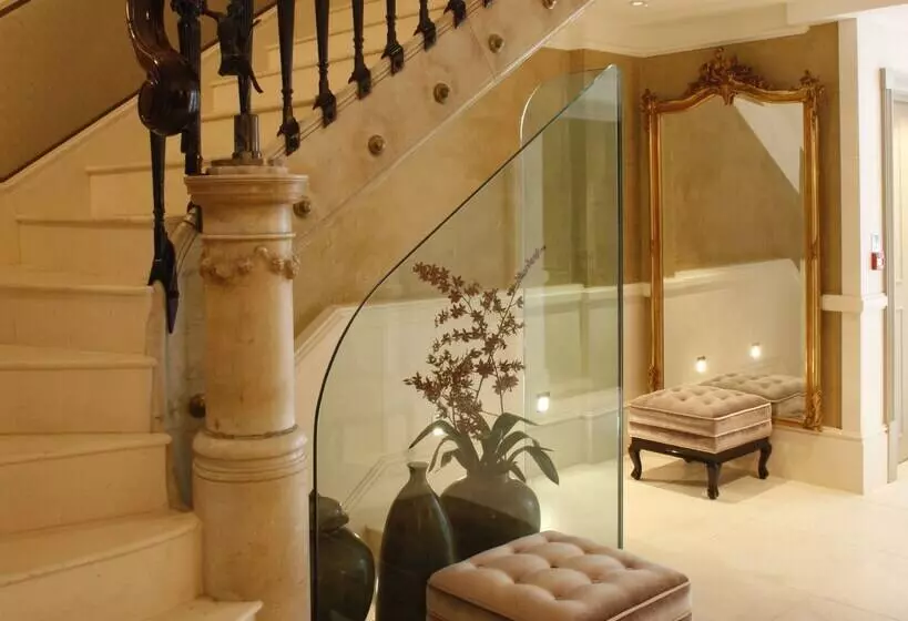 Althoff St James S Hotel & Club London