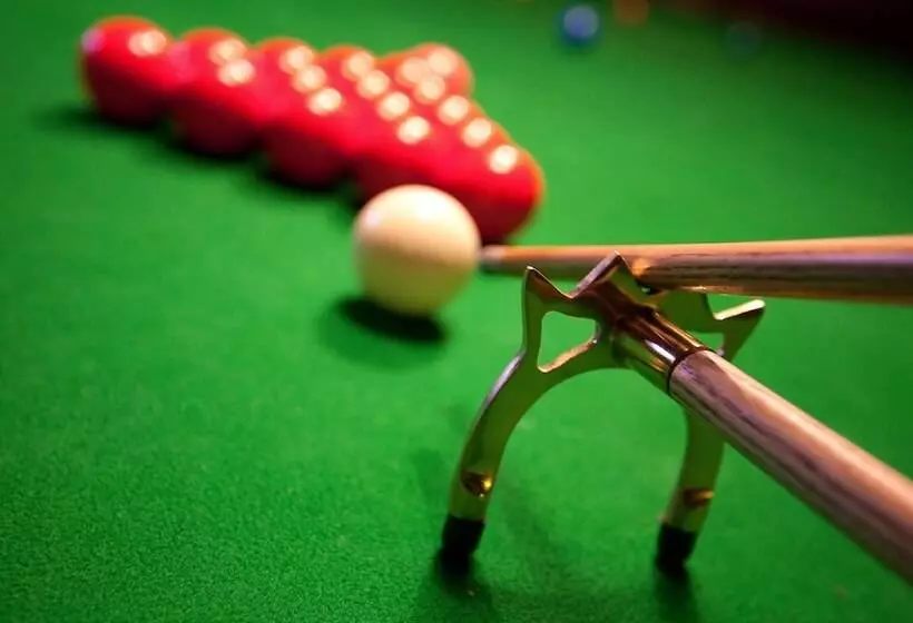 Отель Thainstone House