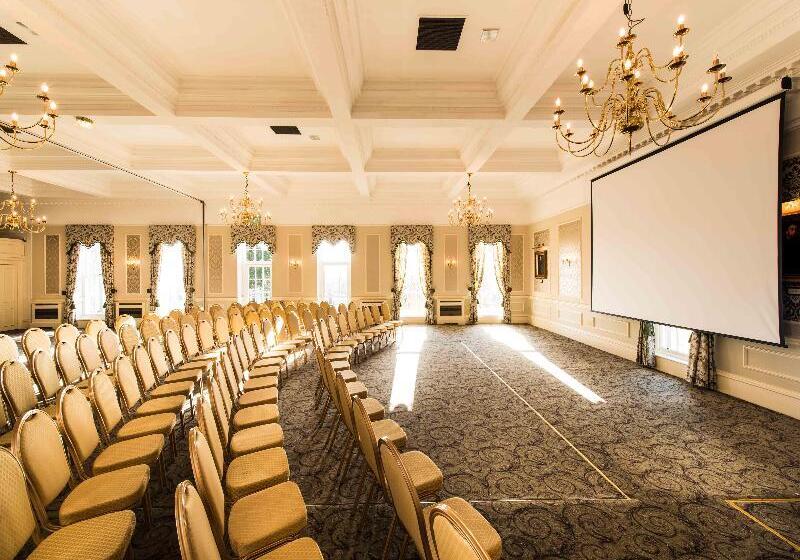 בית מלון כפרי Thainstone House