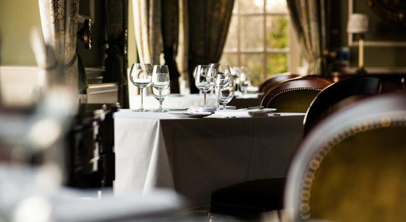 בית מלון כפרי Thainstone House