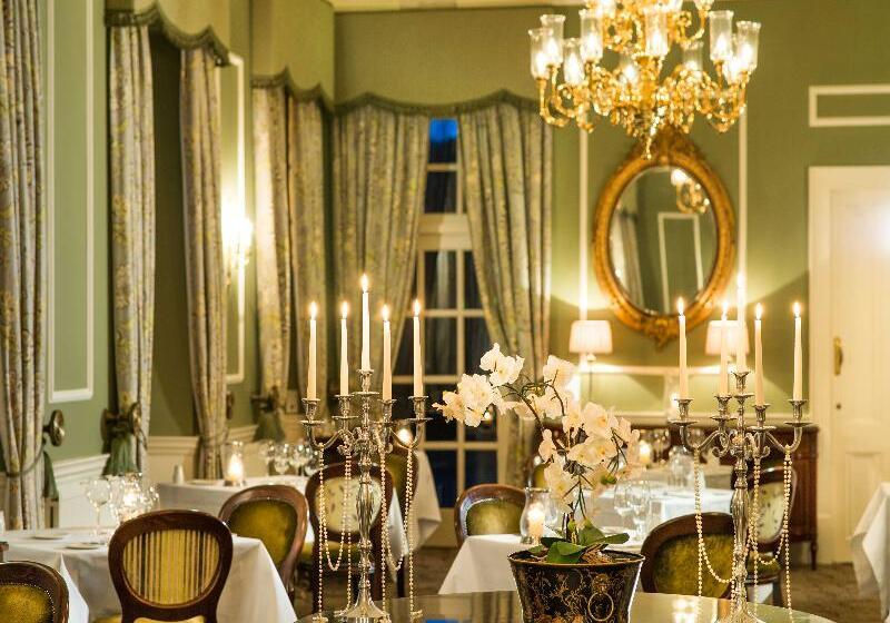 בית מלון כפרי Thainstone House