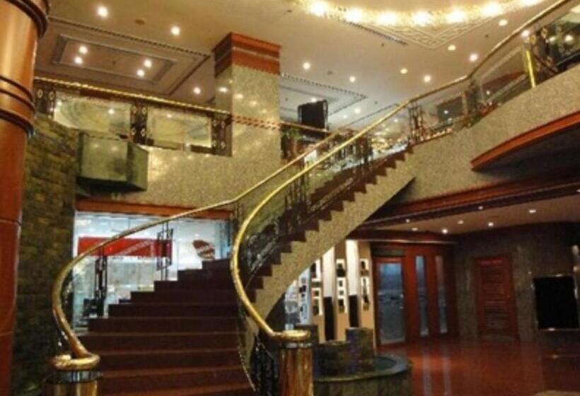 هتل The Centrepoint