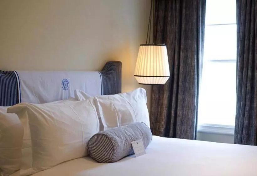 בית מלון כפרי The Relais Henley