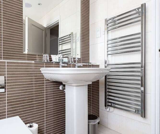 فندق Swan S Nest