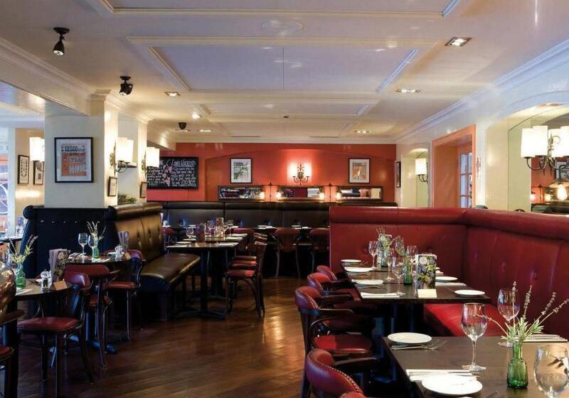 فندق Swan S Nest