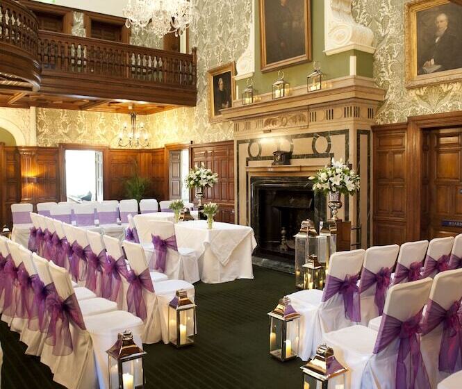 فندق Woodlands Park