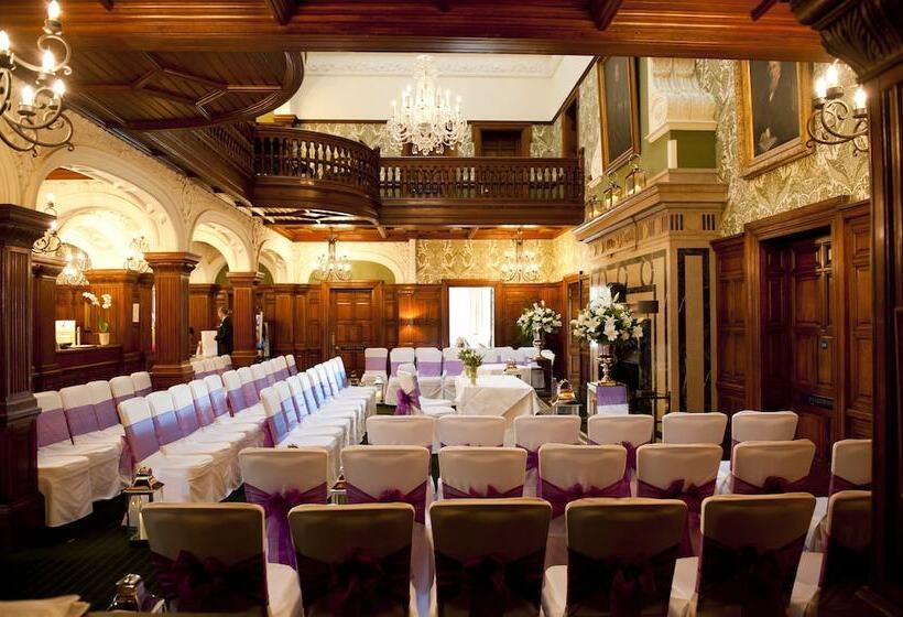 فندق Woodlands Park