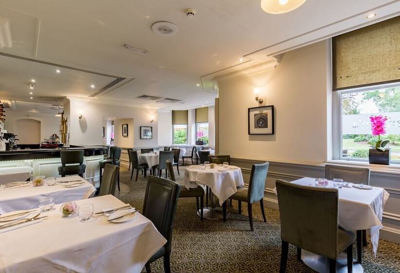 فندق Woodlands Park