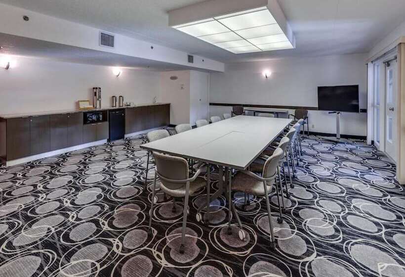 Heritage Inn Hotel & Convention Centre High River