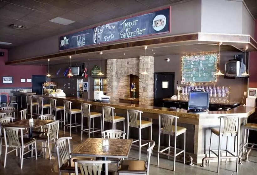 Heritage Inn Hotel & Convention Centre   High River