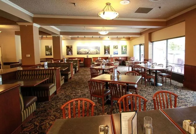 בית מלון כפרי Best Western Plus Barclay