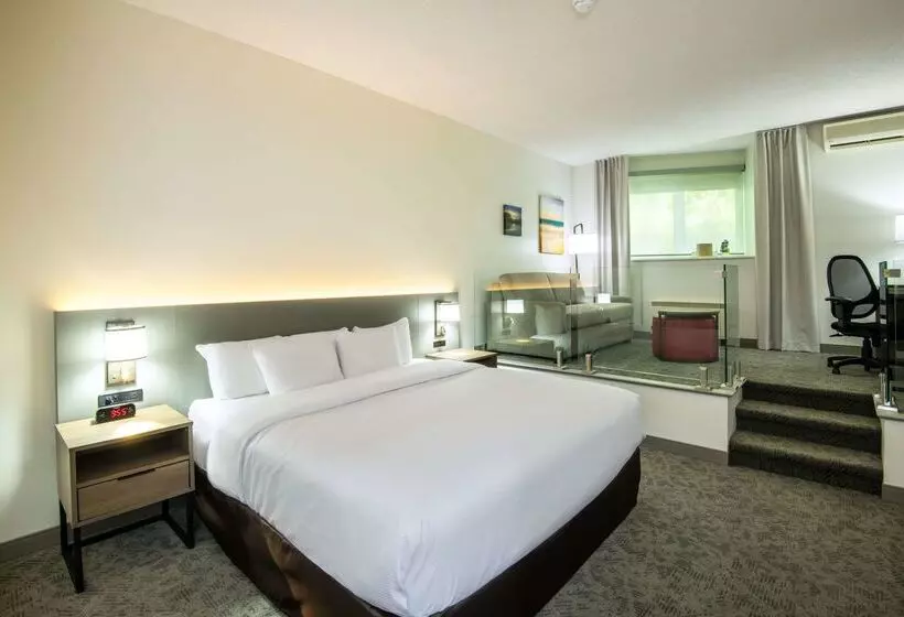 호텔 Comfort Inn  Mont Laurier