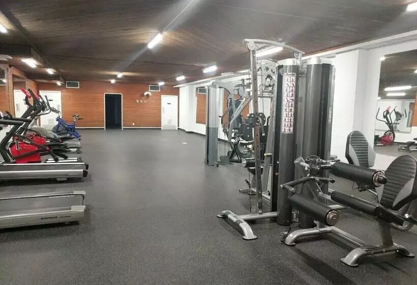 호텔 The Crestwood