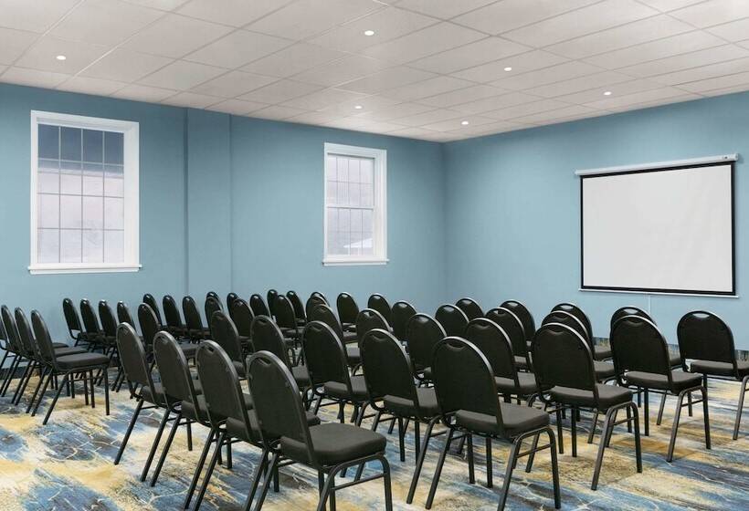 فندق Days Inn By Wyndham Saint John