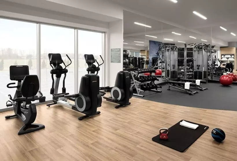 Delta Hotels By Marriott Vancouver Delta