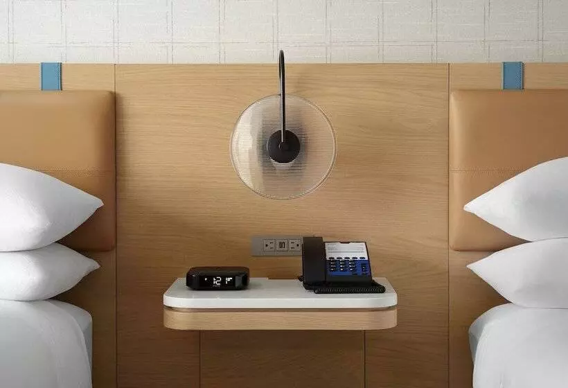 Delta Hotels By Marriott Vancouver Delta