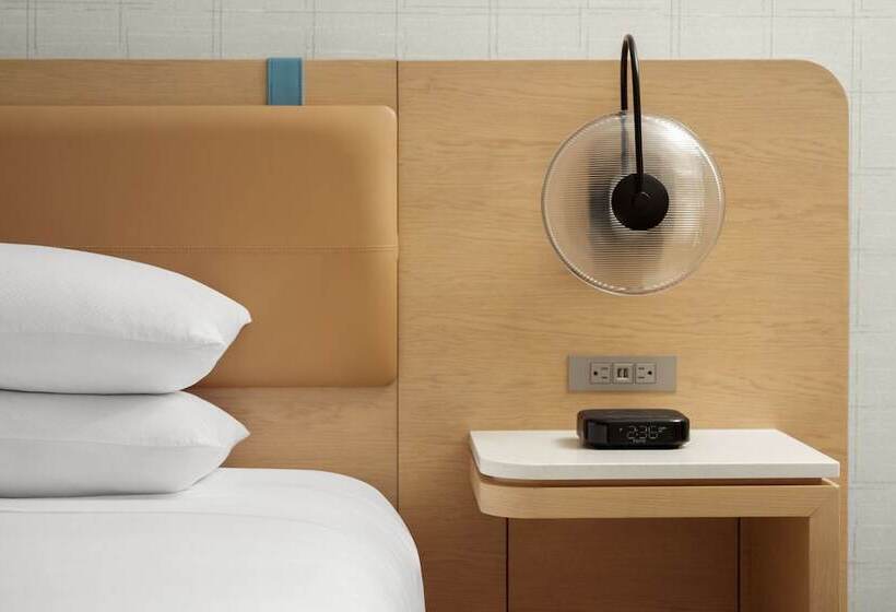 Delta Hotels By Marriott Vancouver Delta