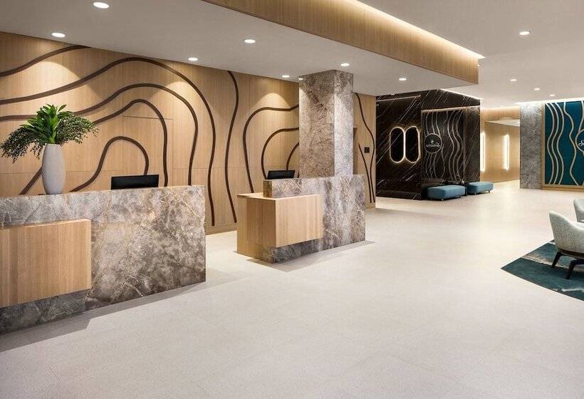 Delta Hotels By Marriott Vancouver Delta