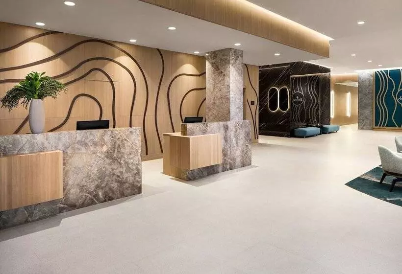 Delta Hotels By Marriott Vancouver Delta