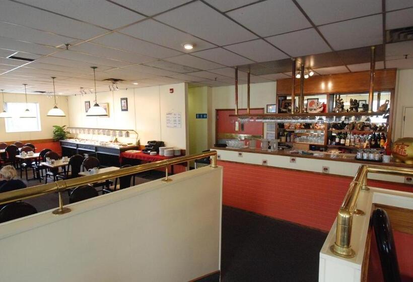 فندق Discovery Inn