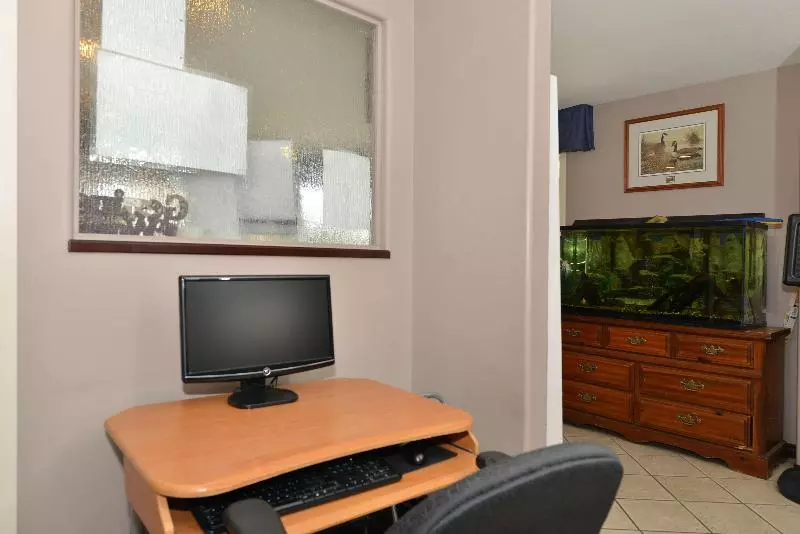 酒店 Inn & Suites Princeton