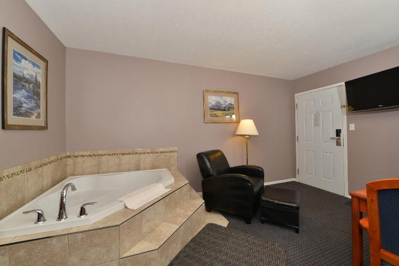 酒店 Inn & Suites Princeton