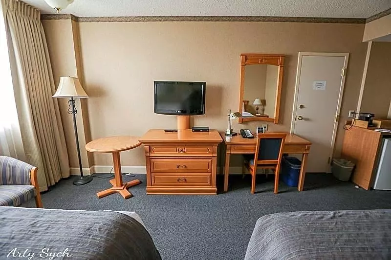 ホテル The Glenmore Inn & Convention Centre