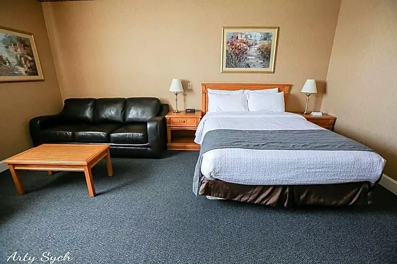 ホテル The Glenmore Inn & Convention Centre