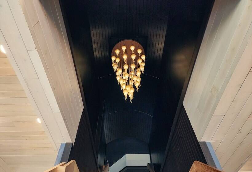 استراحتگاه The Hotel At Falcon Lake