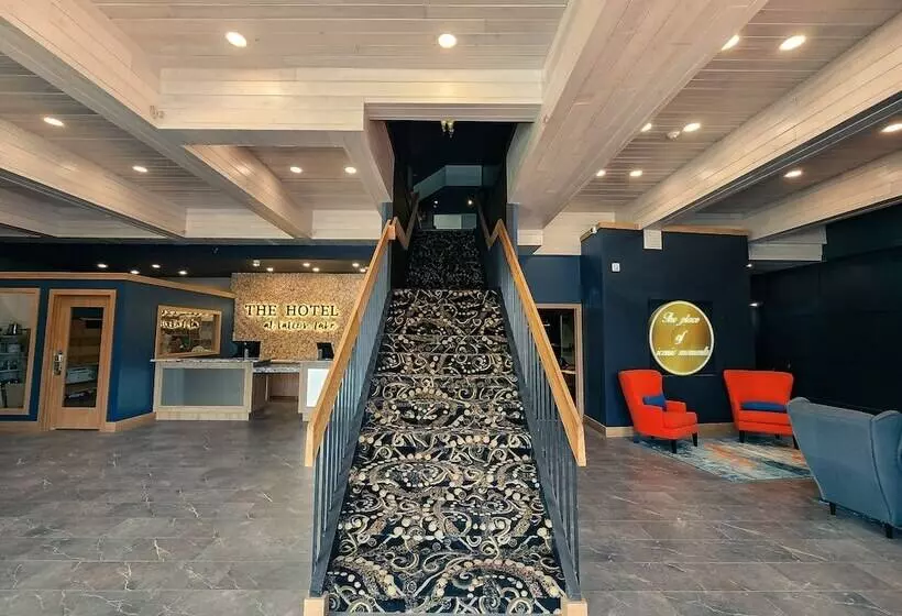 渡假胜地  The Hotel At Falcon Lake