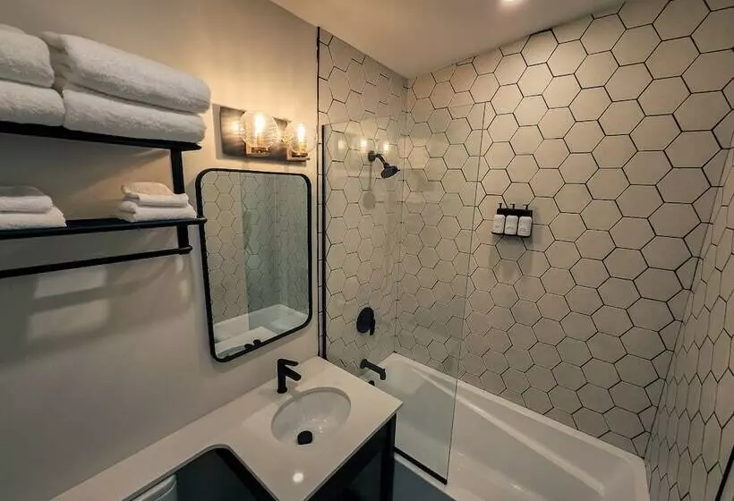 渡假胜地  The Hotel At Falcon Lake