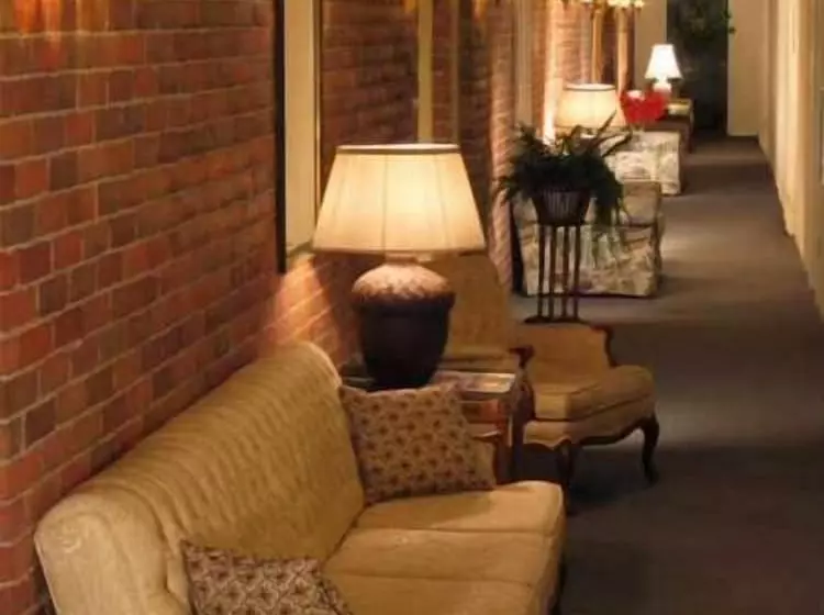 Auberge Motel Le Pigeonnier