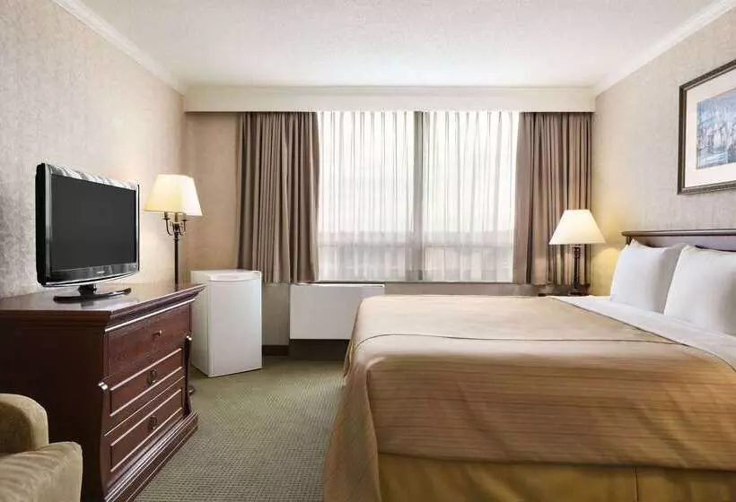 酒店 Days Inn By Wyndham Ottawa West