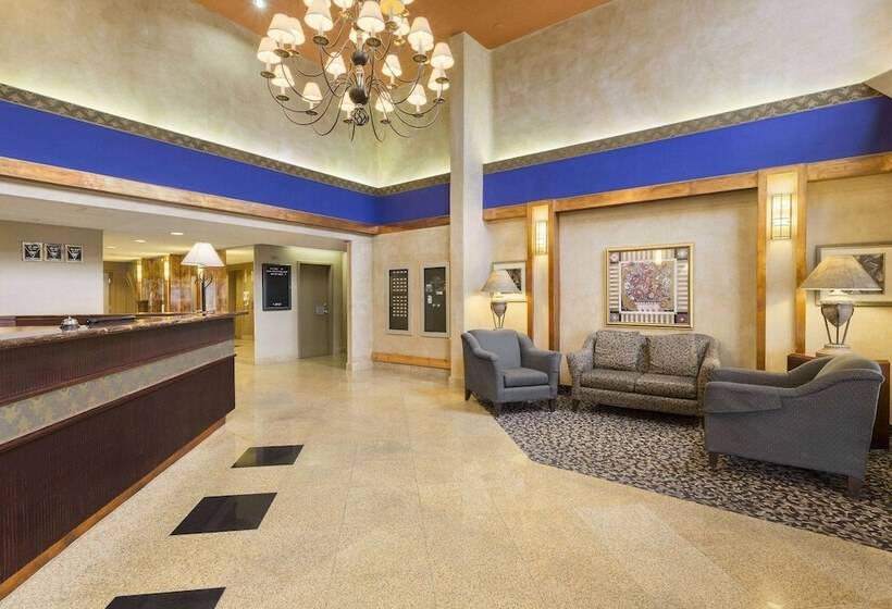 فندق Days Inn By Wyndham Ottawa West