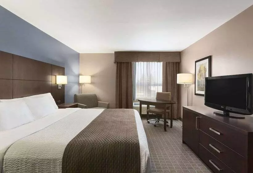 Отель Days Inn By Wyndham Stephenville