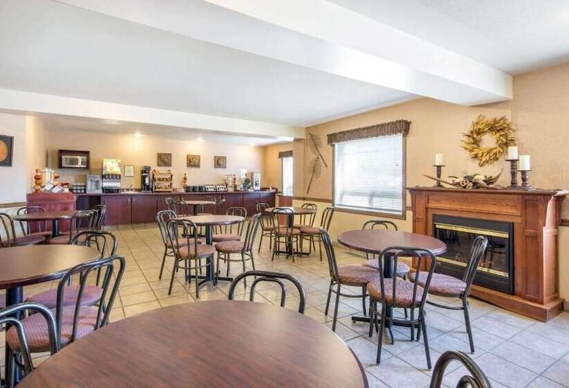 هتل Gold Circle Inn