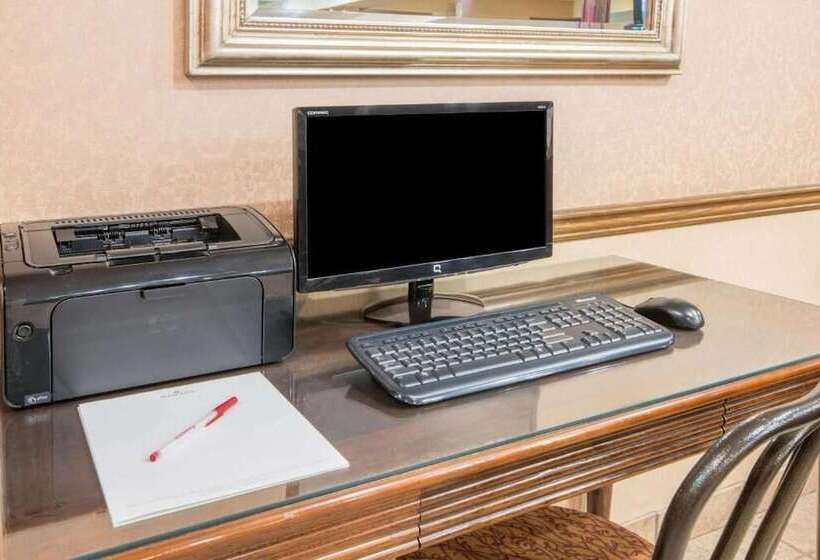 هتل Gold Circle Inn