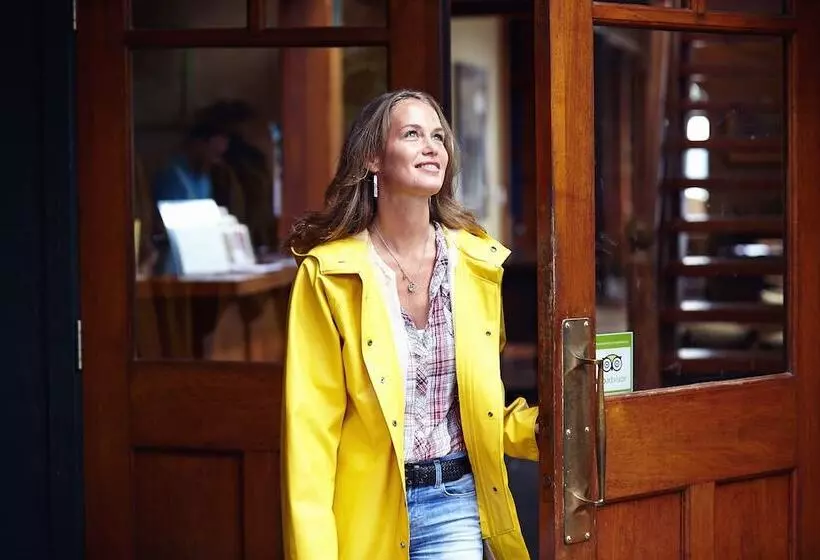 Hotel Middle Beach Lodge