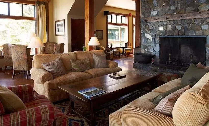 Hotel Middle Beach Lodge