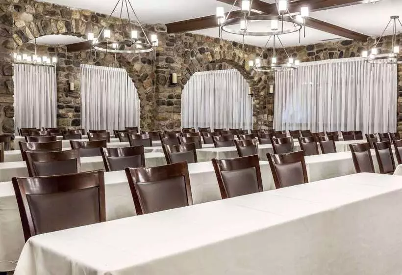 酒店 Ramada By Wyndham Ottawa On The Rideau