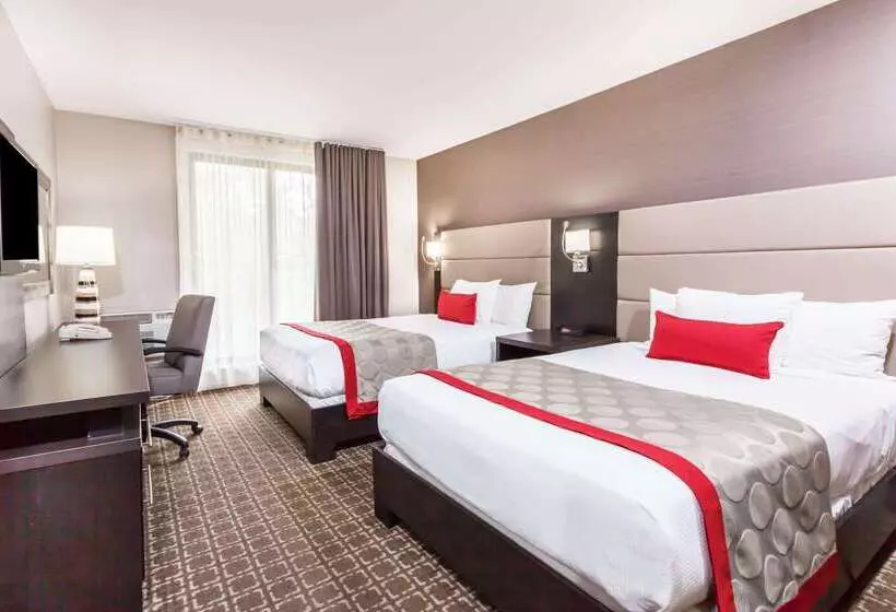 酒店 Ramada By Wyndham Ottawa On The Rideau