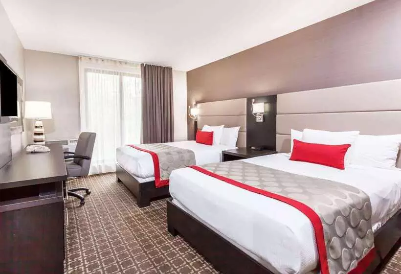 酒店 Ramada By Wyndham Ottawa On The Rideau