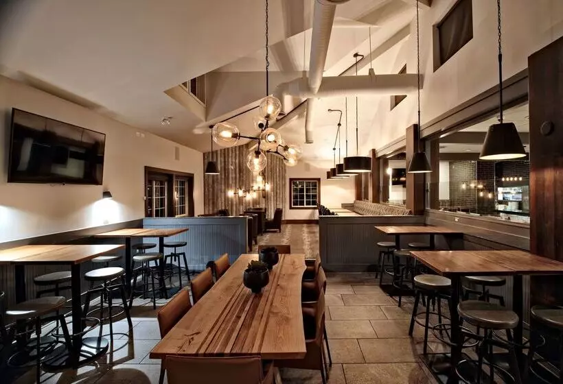 酒店 Balcomo, A Ramada By Wyndham