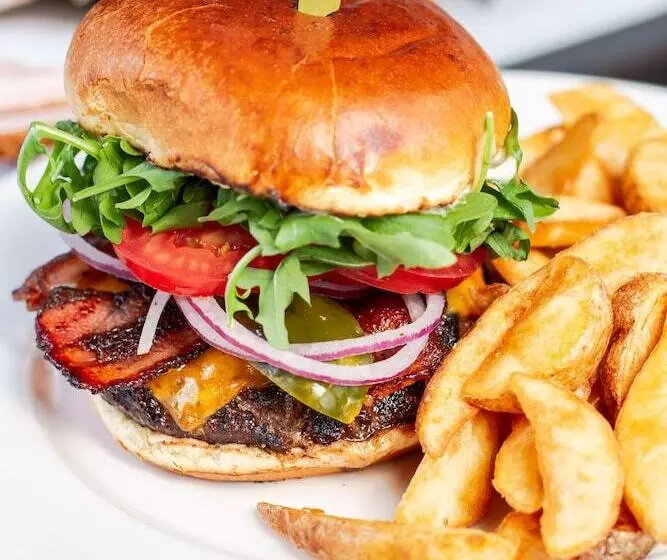 酒店 Balcomo, A Ramada By Wyndham