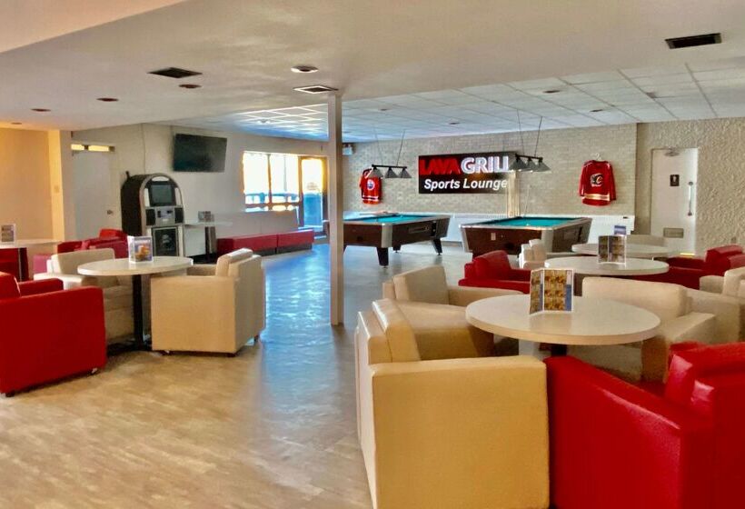 فندق Ramada By Wyndham Whitecourt