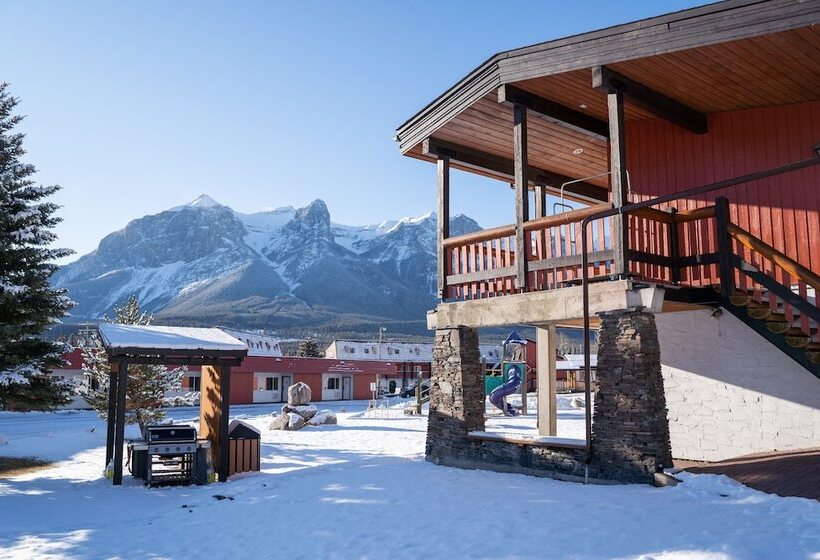 Hotel Rocky Mountain Ski Lodge