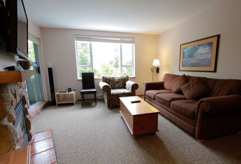 בית מלון כפרי Town Plaza Suites By Golden Dreams