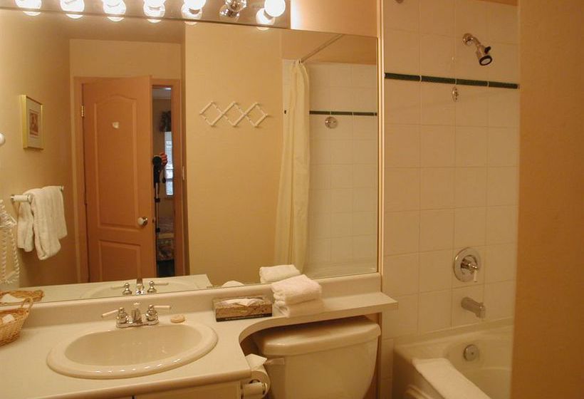 בית מלון כפרי Town Plaza Suites By Golden Dreams