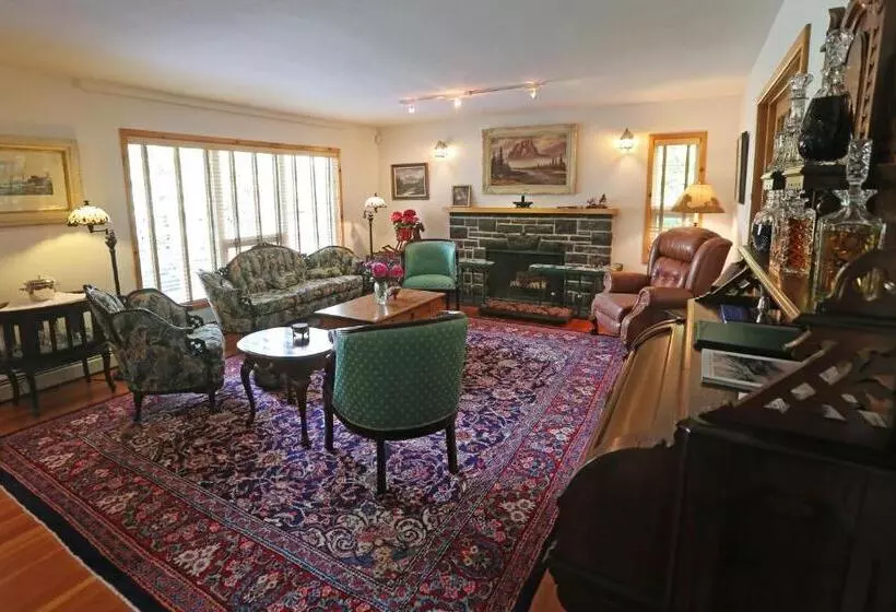 בית מלון כפרי Beaujolais Boutique B&b At Thea's House